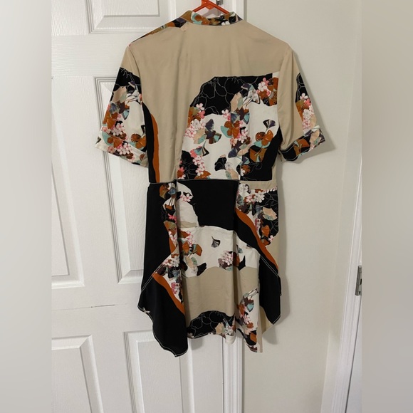 classic by Phillip Lim. I’m sad to get rid of it but happy to share his style! - Picture 3 of 3